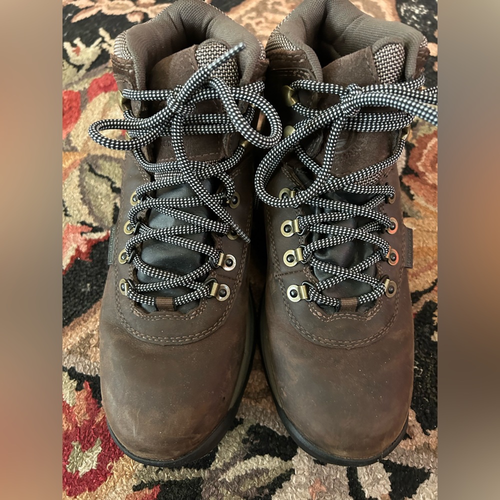 Timberland leather boots, wome size 9M